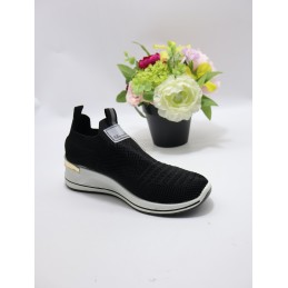 BUTY DAMSKIE : size 36/41 ( 12 par/paczka ). Kolor jak na zdzięciu