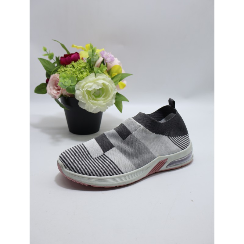 BUTY DAMSKIE : size 36/41 ( 12 par/paczka ). Kolor jak na zdzięciu