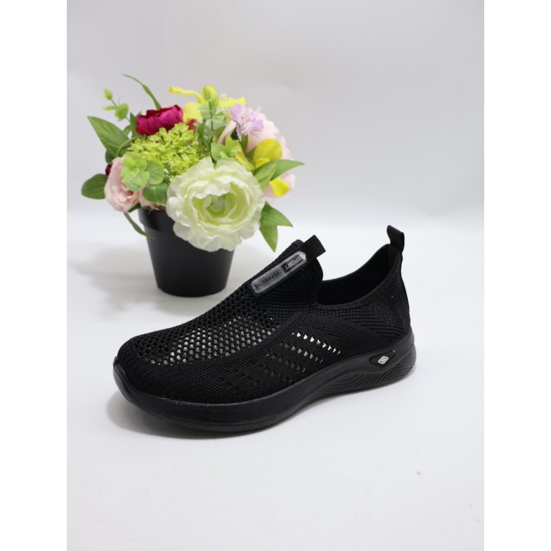 BUTY DAMSKIE : size 36/41 ( 12 par/paczka ). Kolor jak na zdzięciu
