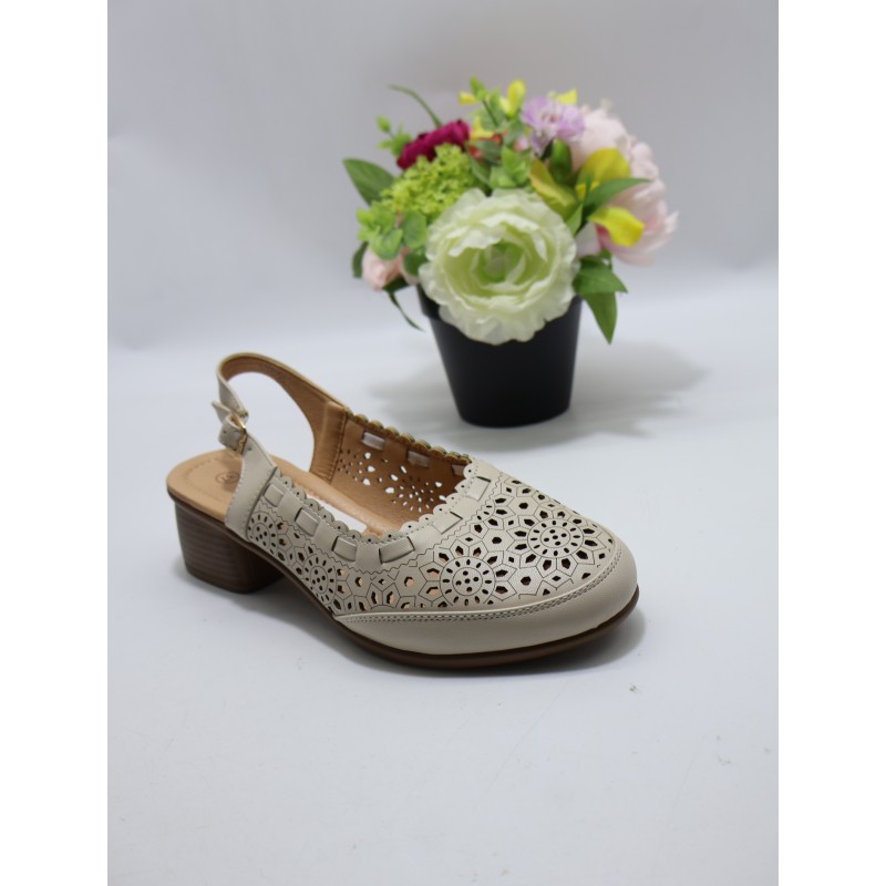 BUTY DAMSKIE : size 36/42 ( 12 par/paczka ). Kolor jak na zdzięciu