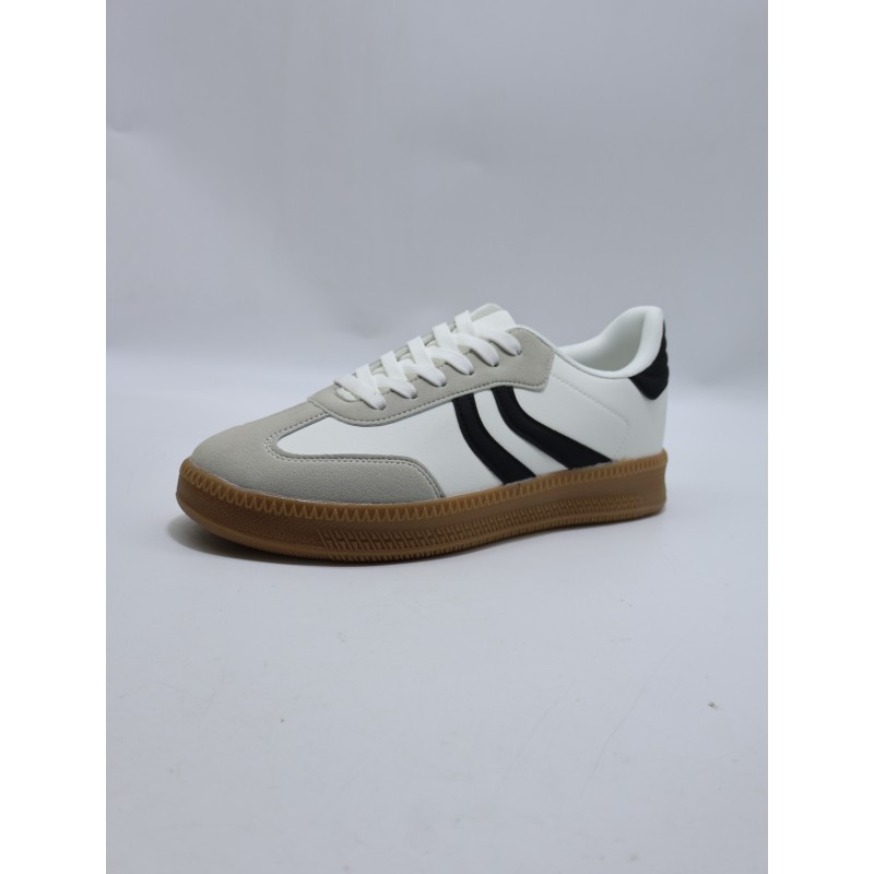 BUTY MĘSKIE . Size 40-45 ( 12 par/paczka) Kolor jak na zdzięciu