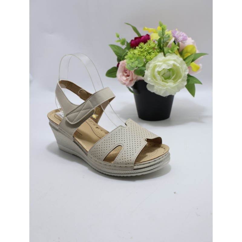 SANDAŁY DAMSKIE. Size: 36/41 ( 12 par/paczka) Kolor jak na zdzięciu