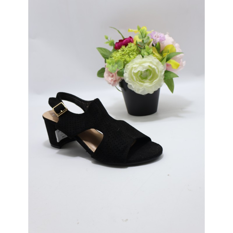 SANDAŁY DAMSKIE. Size: 36/41 ( 12 par/paczka) Kolor jak na zdzięciu
