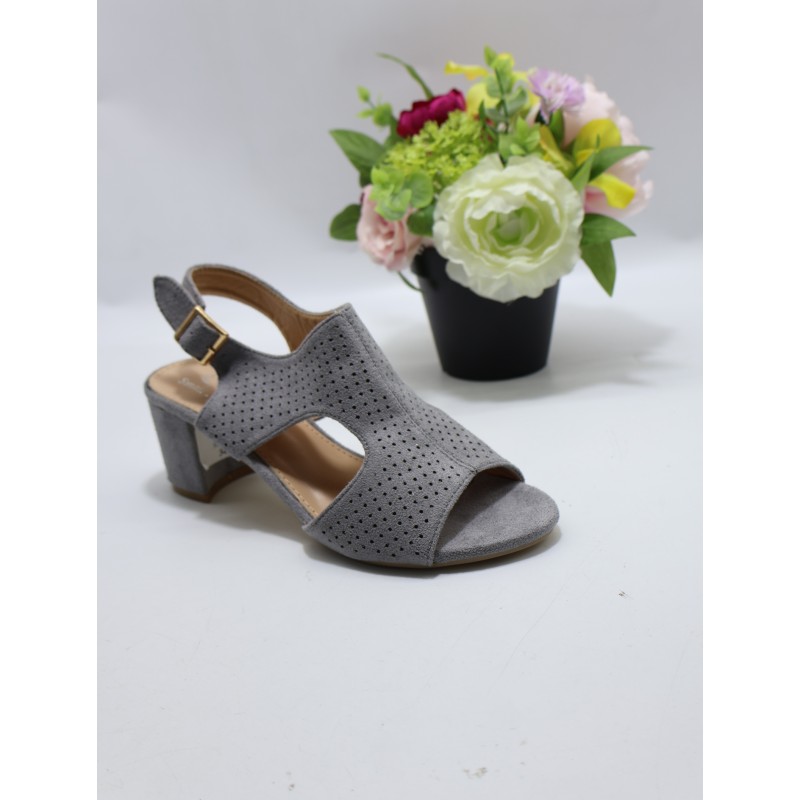 SANDAŁY DAMSKIE. Size: 36/41 ( 12 par/paczka) Kolor jak na zdzięciu