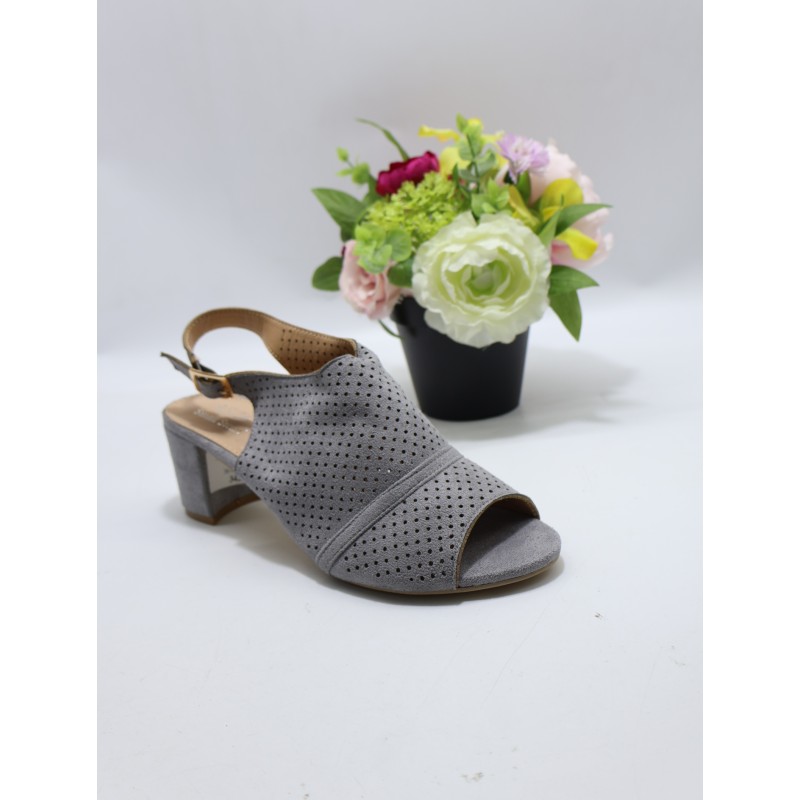 SANDAŁY DAMSKIE. Size: 36/41 ( 12 par/paczka) Kolor jak na zdzięciu