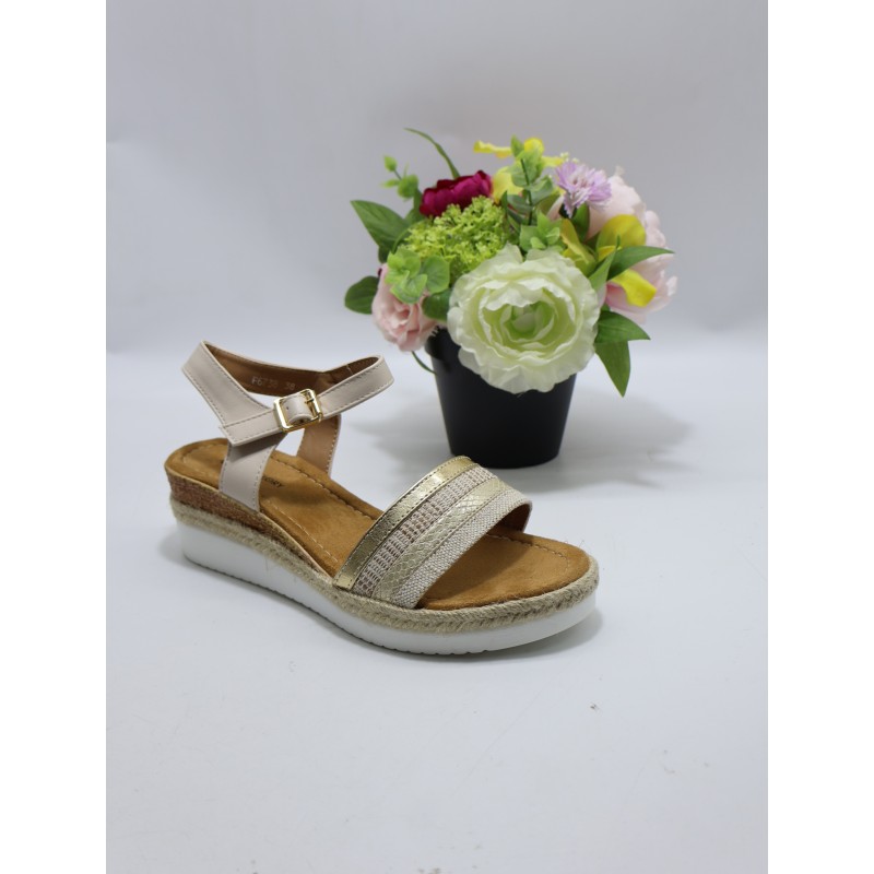 SANDAŁY DAMSKIE. Size: 36/41 ( 12 par/paczka) Kolor jak na zdzięciu