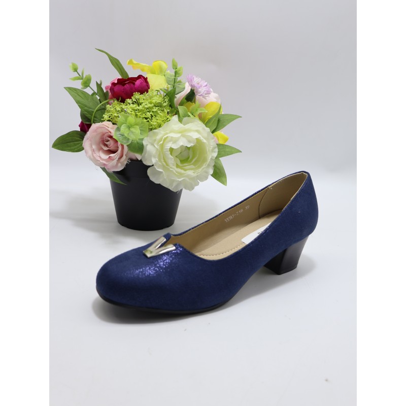 BUTY DAMSKIE. Size: 36/41 ( 12 par/paczka) Kolor jak na zdzięciu