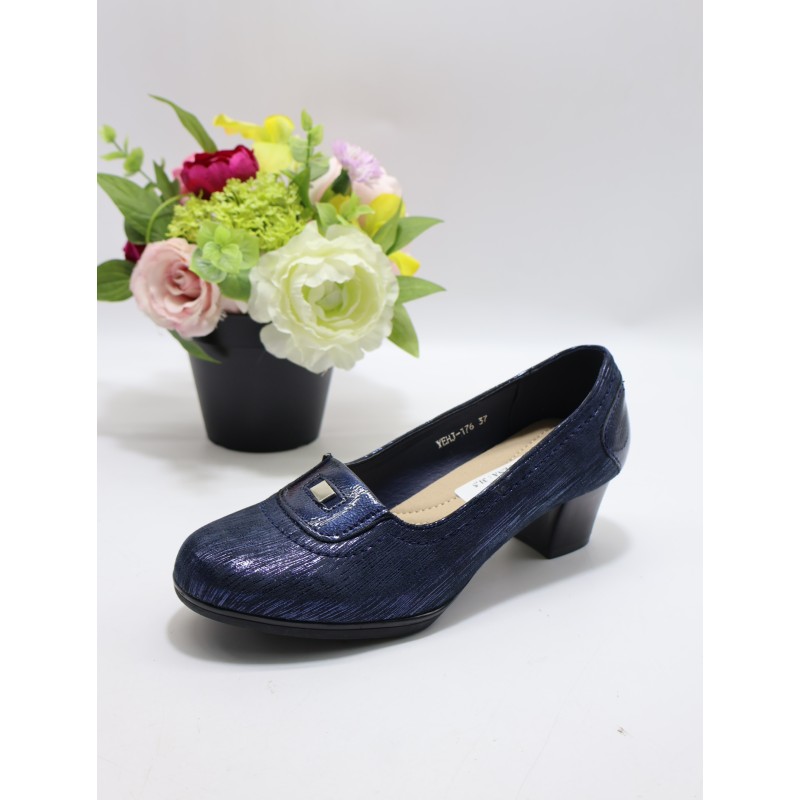 BUTY DAMSKIE. Size: 36/41 ( 12 par/paczka) Kolor jak na zdzięciu