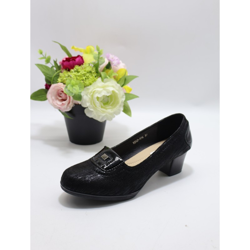 BUTY DAMSKIE. Size: 36/41 ( 12 par/paczka) Kolor jak na zdzięciu