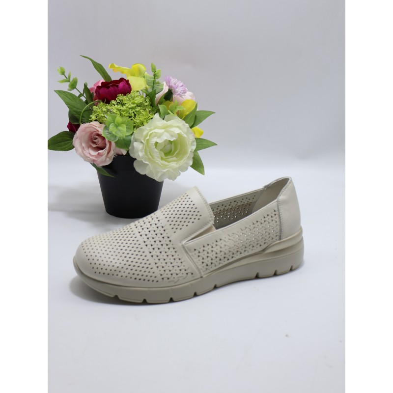 BUTY DAMSKIE. Size: 36/42 ( 12 par/paczka) Kolor jak na zdzięciu