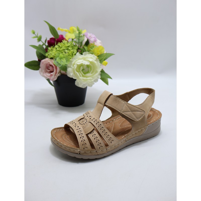 SANDAŁY DAMSKIE. Size: 36/42 (12 par/paczka) Kolor jak na zdzięciu