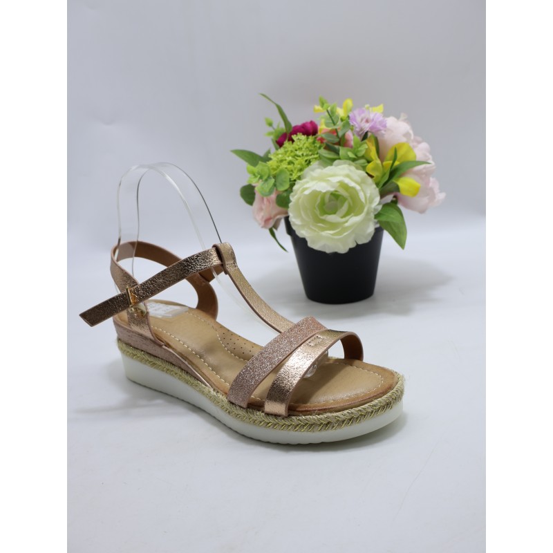 SANDAŁY DAMSKIE. Size: 36/41 (12 par/paczka) Kolor jak na zdzięciu