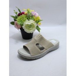 KAPCIE DAMSKIE. Size: 37/41...