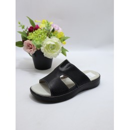 KAPCIE DAMSKIE. Size: 36/41...