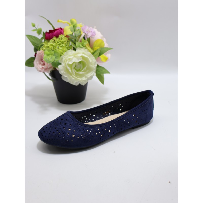 BUTY DAMSKIE. Size: 36/41 (12 par/paczka) Kolor jak na zdzięciu