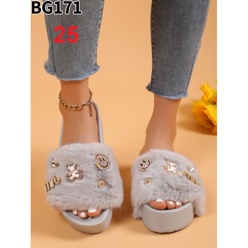 Buty Klapki Damskie (36-41,12par)Kolor Jak na zdzięciu