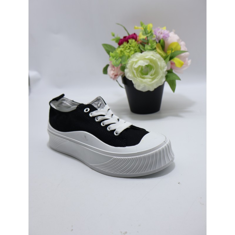 BUTY DAMSKIE. Size: 36/41 (12 par/paczka) Kolor jak na zdzięciu