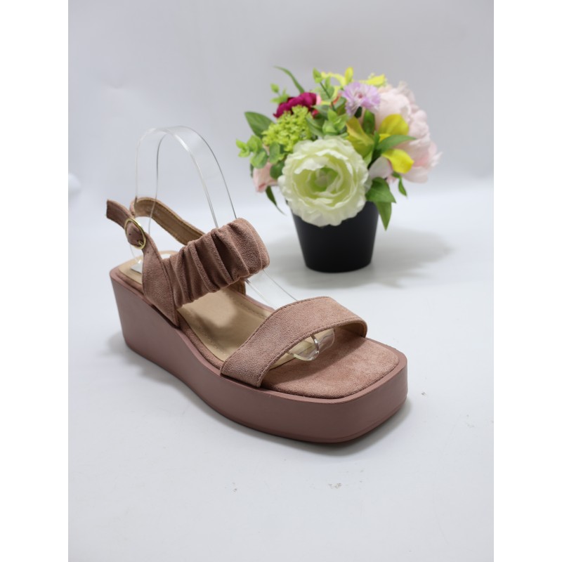 SANDAŁY DAMSKIE. Size: 36/40 (12 par/paczka) Kolor jak na zdzięciu