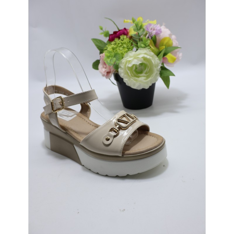 SANDAŁY DAMSKIE. Size: 36/41 (12 par/paczka) Kolor jak na zdzięciu