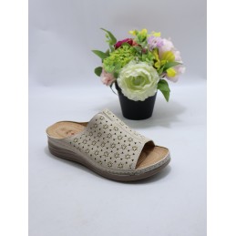 KAPCIE DAMSKIE. Size: 36/42...