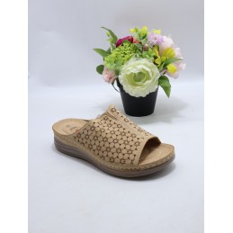 KAPCIE DAMSKIE. Size: 36/42...