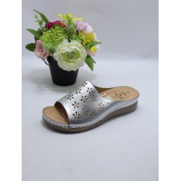 KAPCIE DAMSKIE. Size: 36/42...