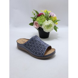 KAPCIE DAMSKIE. Size: 36/42...