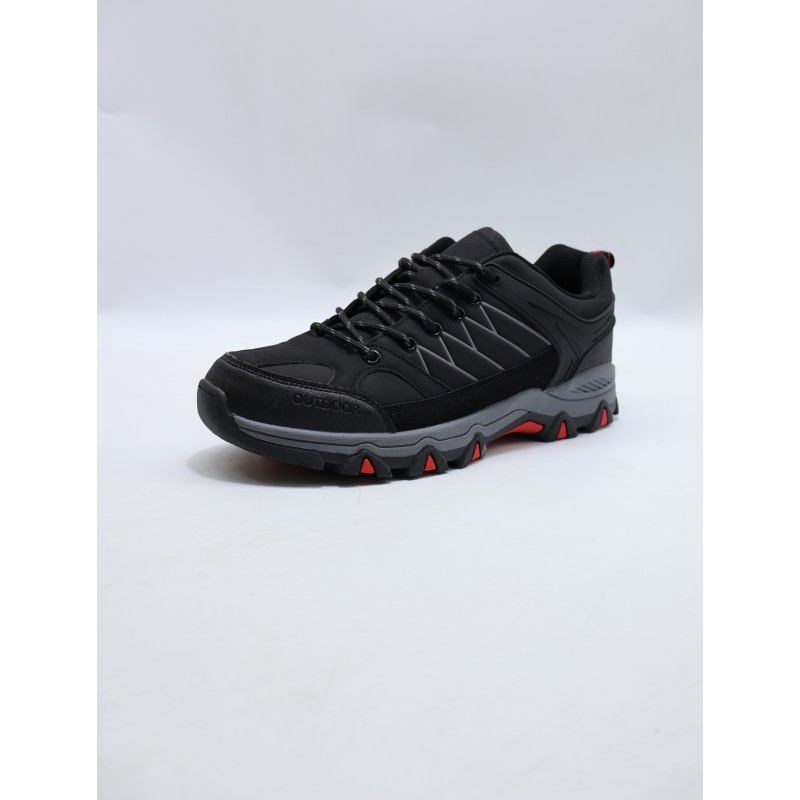 BUTY MĘSKIE. Size: 41/46 (8 par/paczka) Kolor jak na zdzięciu