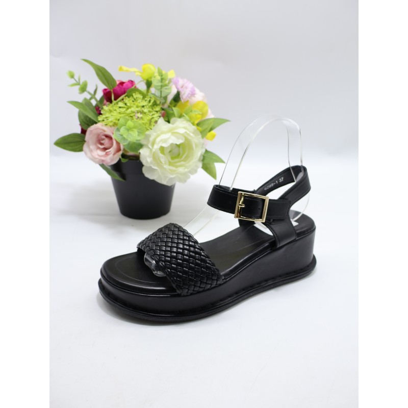 SANDAŁY DAMSKIE. Size: 36/41 (12 par/paczka) Kolor jak na zdzięciu