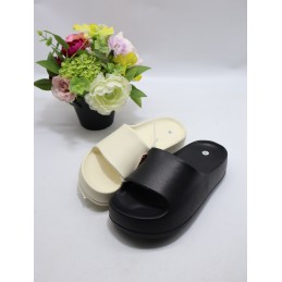 KAPCIE DAMSKIE. Size: 36/41...