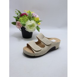 KAPCIE DAMSKIE. Size 36/41...