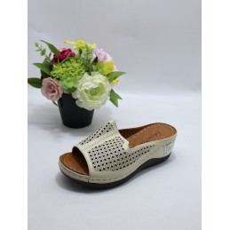 KAPCIE DAMSKIE. Size: 36/41...