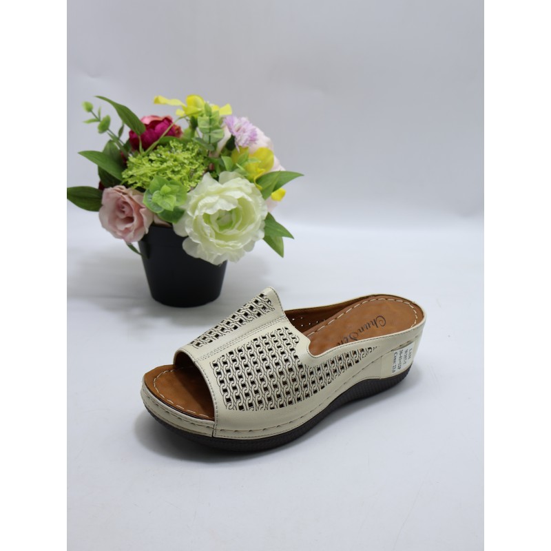KAPCIE DAMSKIE. Size: 36/41 ( 12 par/paczka) Kolor jak na zdzięciu