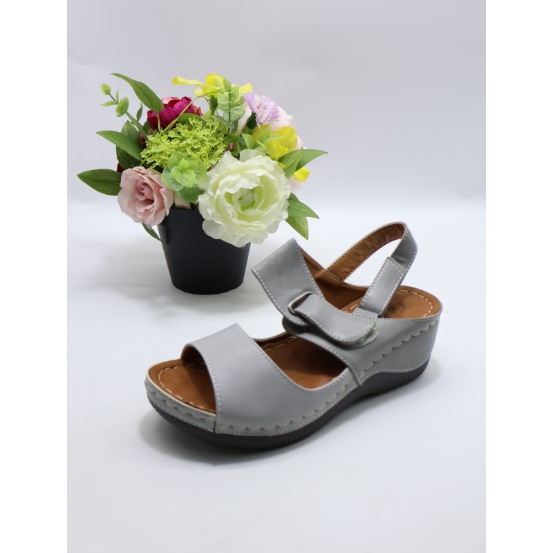SANDAŁY DAMSKIE. Size: 36/41 ( 12 par/paczka) Kolor jak na zdzięciu