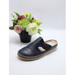 KAPCIE DAMSKIE. Size: 36/42...