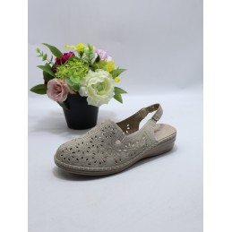 KAPCIE DAMSKIE. Size: 36/42...