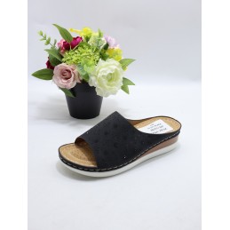 KAPCIE DAMSKIE. Size: 36/40...