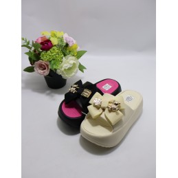 KAPCIE DAMSKIE. Size: 36/41...