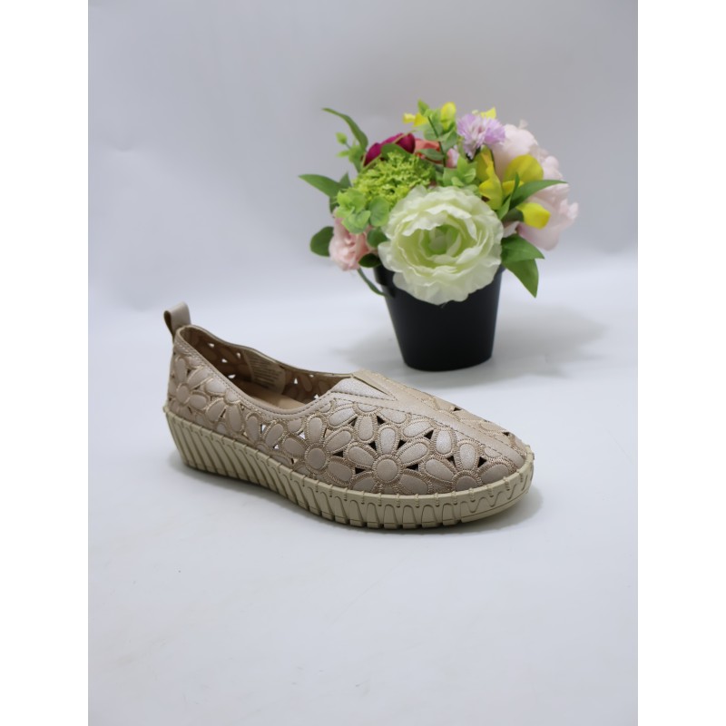 BUTY DAMSKIE. Size: 36/41 (12 par/paczka) Kolor jak na zdzięciu