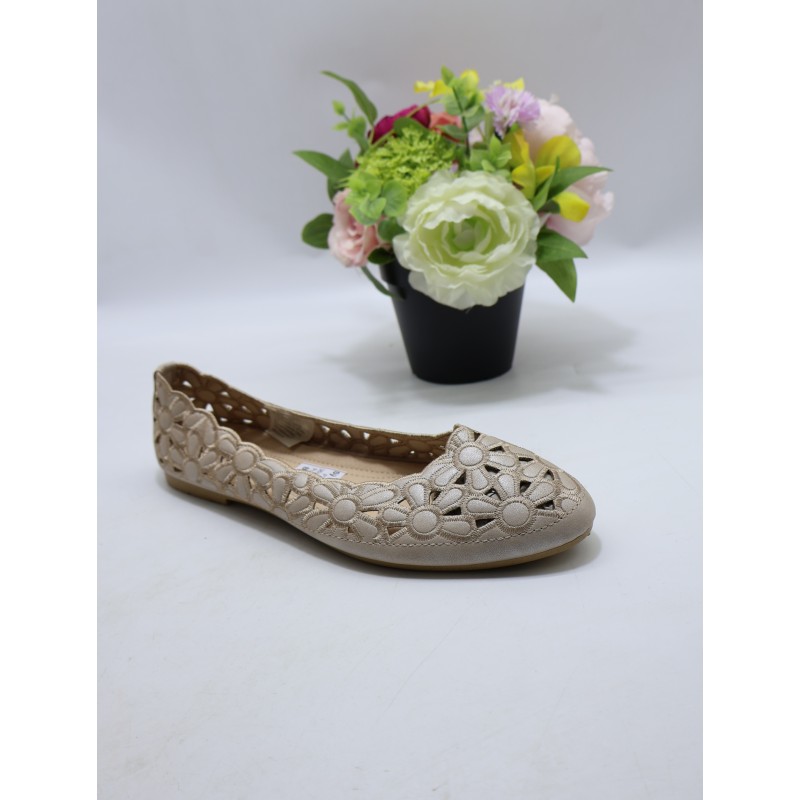 BUTY DAMSKIE. Size: 36/41 (12 par/paczka) Kolor jak na zdzięciu