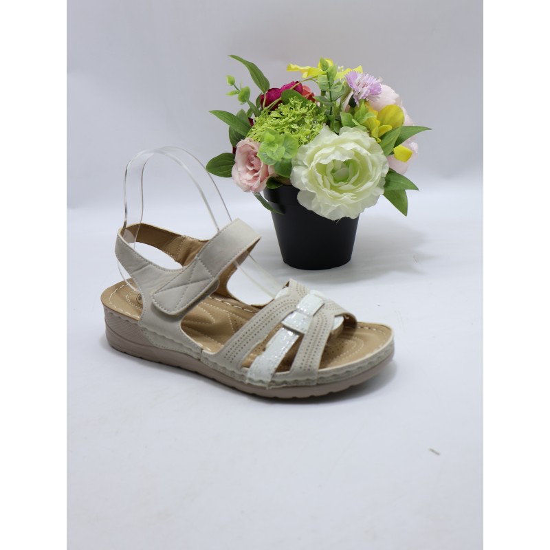 SANDAŁY DAMSKIE. Size: 36/42 (12 par/paczka) Kolor jak na zdzięciu