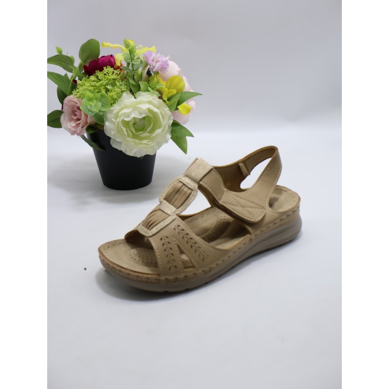 SANDAŁY DAMSKIE. Size: 36/42 (12 par/paczka) Kolor jak na zdzięciu