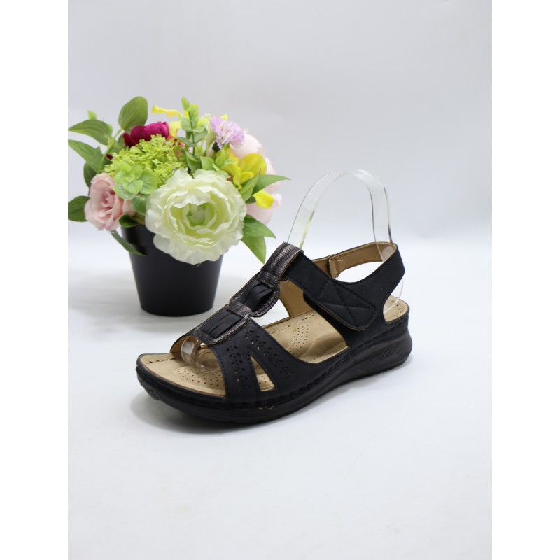 SANDAŁY DAMSKIE. Size: 36/42 (12 par/paczka) Kolor jak na zdzięciu