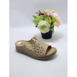 KAPCIE DAMSKIE. Size: 36/42...