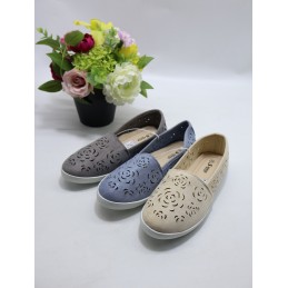 BUTY DZIECIĘCE. Size: 31/36...