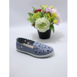 BUTY DZIECIĘCE. Size: 31/36...