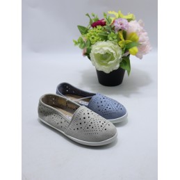 BUTY DZIECIĘCE. Size: 26/31...