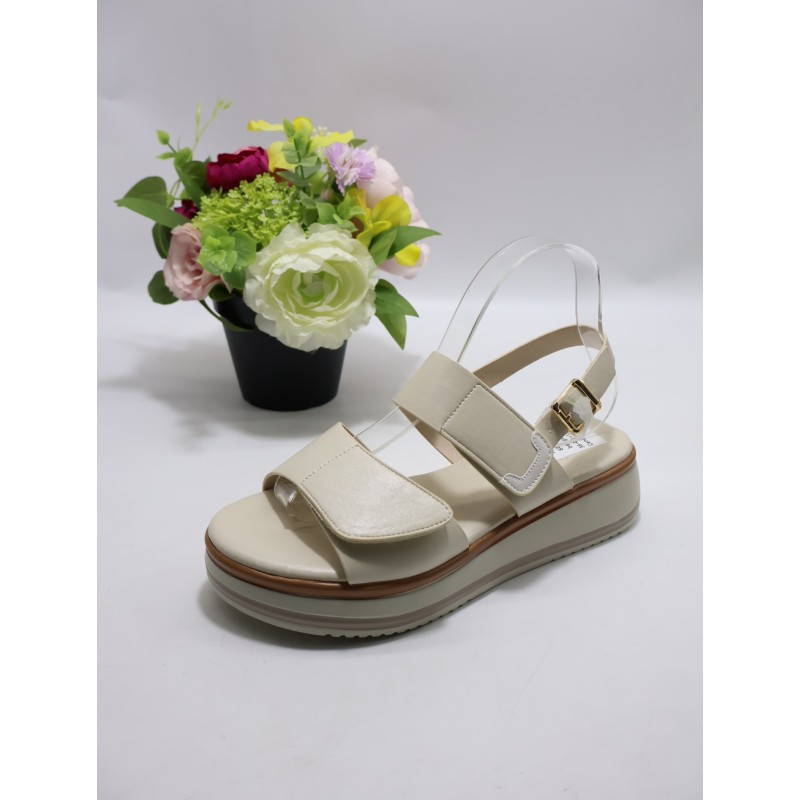 SANDAŁY DAMSKIE. Size: 36/41 (12 par/paczka) Kolor jak na zdzięciu