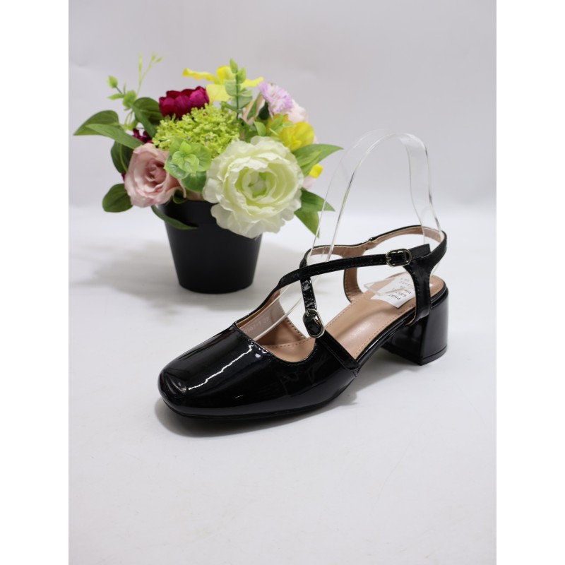 SANDAŁY DAMSKIE. Size: 36/41 (12 par/paczka) Kolor jak na zdzięciu