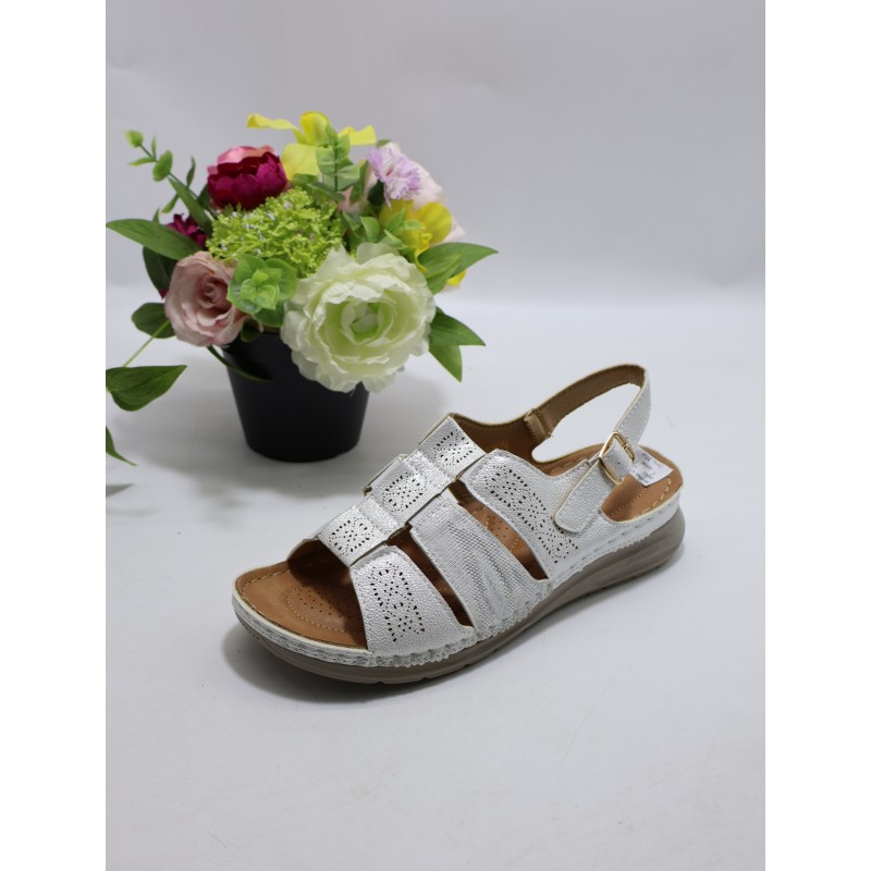 SANDAŁY DAMSKIE. Size: 36/42 (12 par/paczka) Kolor jak na zdzięciu